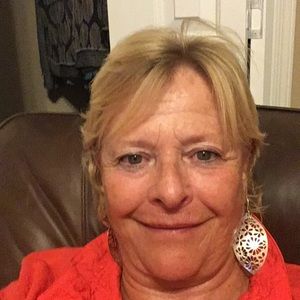 Meet your Posher, Wendy